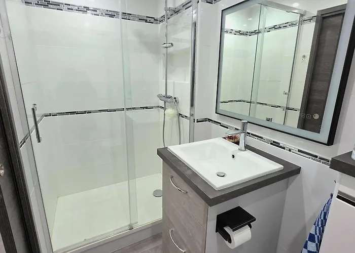 Magnifique T3 En Front De à Avec Balcon Et Wifi - Fr-1-675-55 *